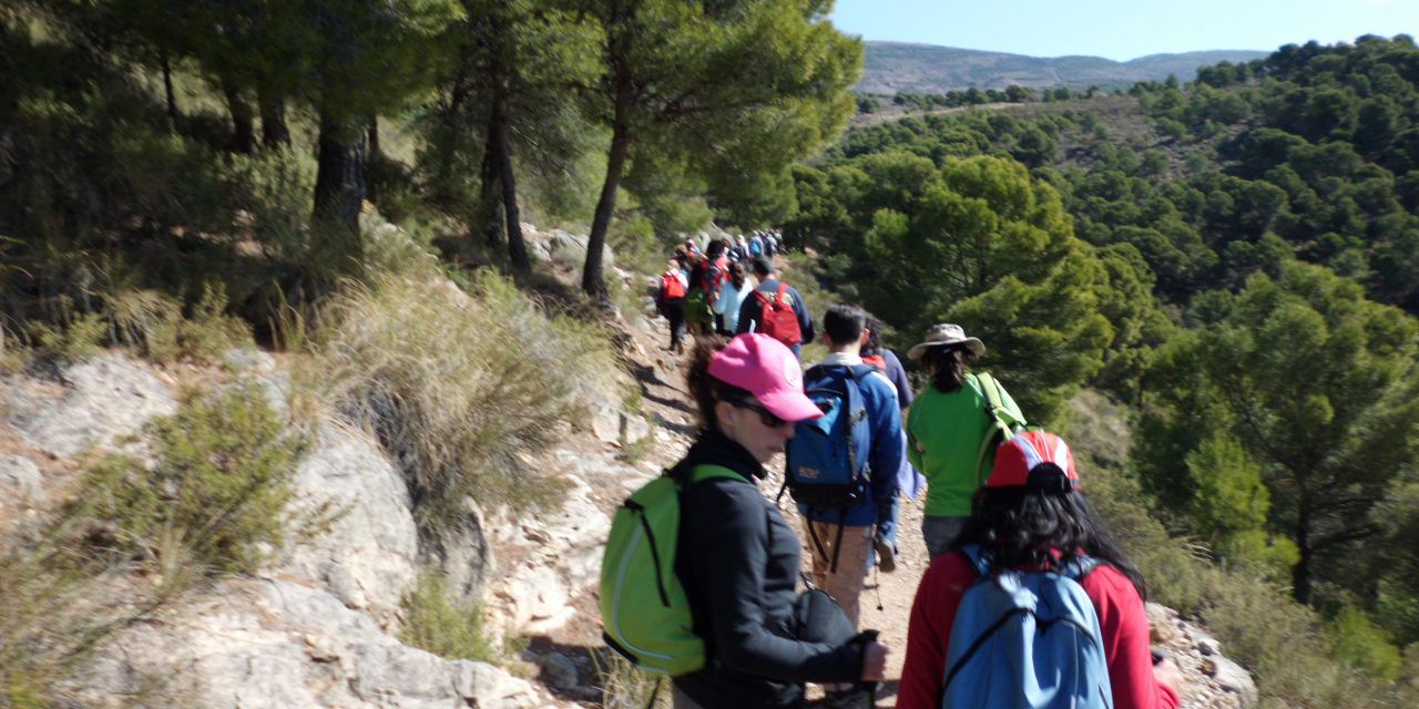 Estudiantes de la ESO descubrirán el senderismo a través de una ruta por la Alpujarra